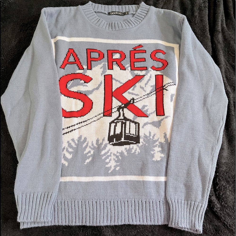 Light blue ski crew neck sweater size medium/large